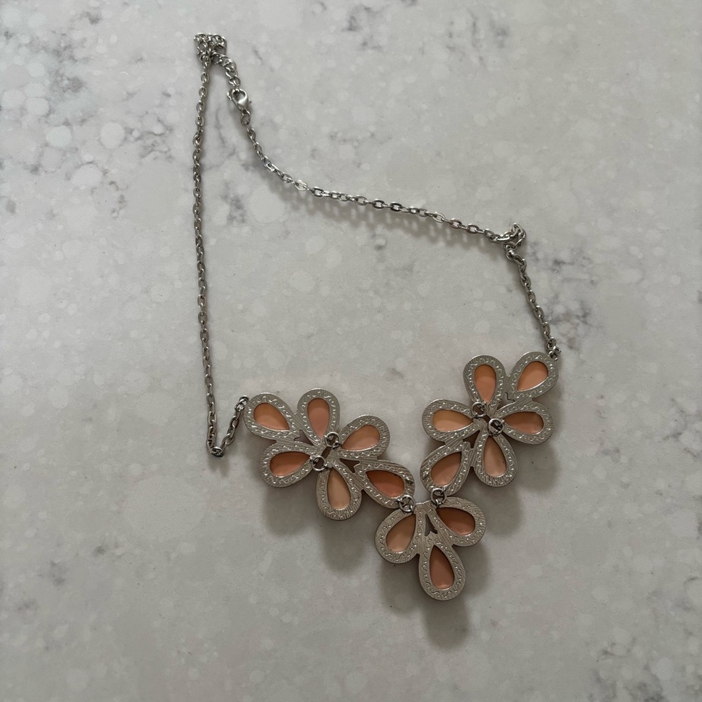 Statement Necklace Beige/Peach Orange Color with silver/chrome colored hardware - Picture 3 of 5